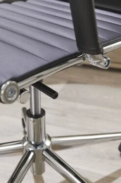 Aura Contemporary Task Chair 21 Aura Contemporary Task Chair -Office Furniture Shop aura 8