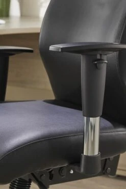 Onyx Leather Office Chair -Office Furniture Shop onyx 9