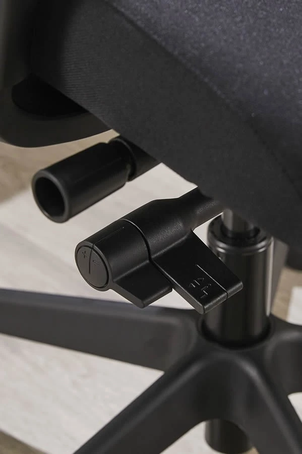 Pluto Ergonomic Mesh Office Chair 14 Pluto Ergonomic Mesh Office Chair - Image 14