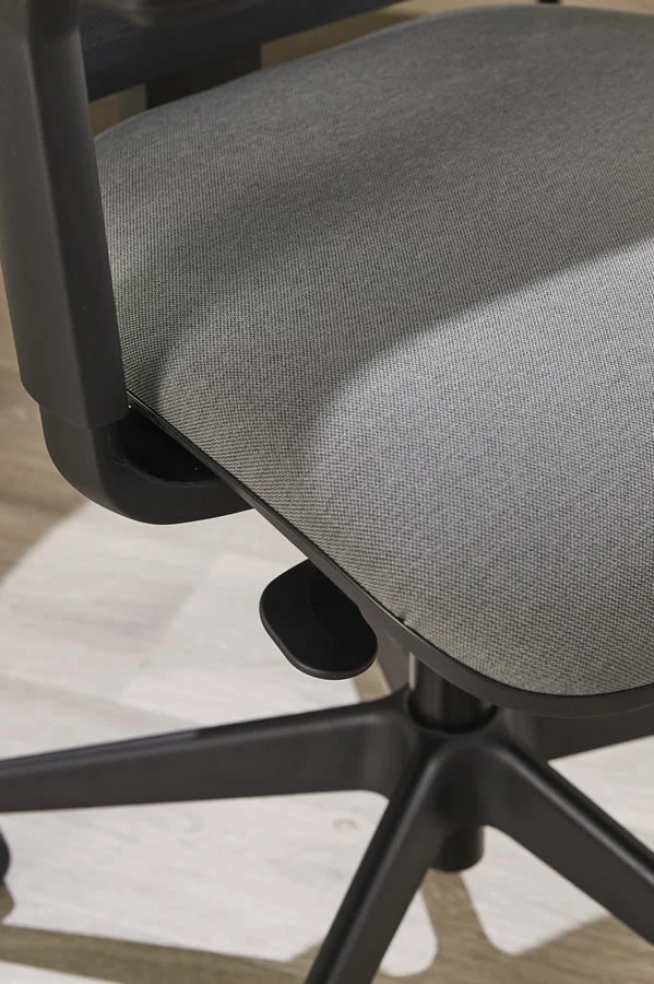 Sammie Mesh High Back Office Chair 8 Sammie Mesh High Back Office Chair - Image 8
