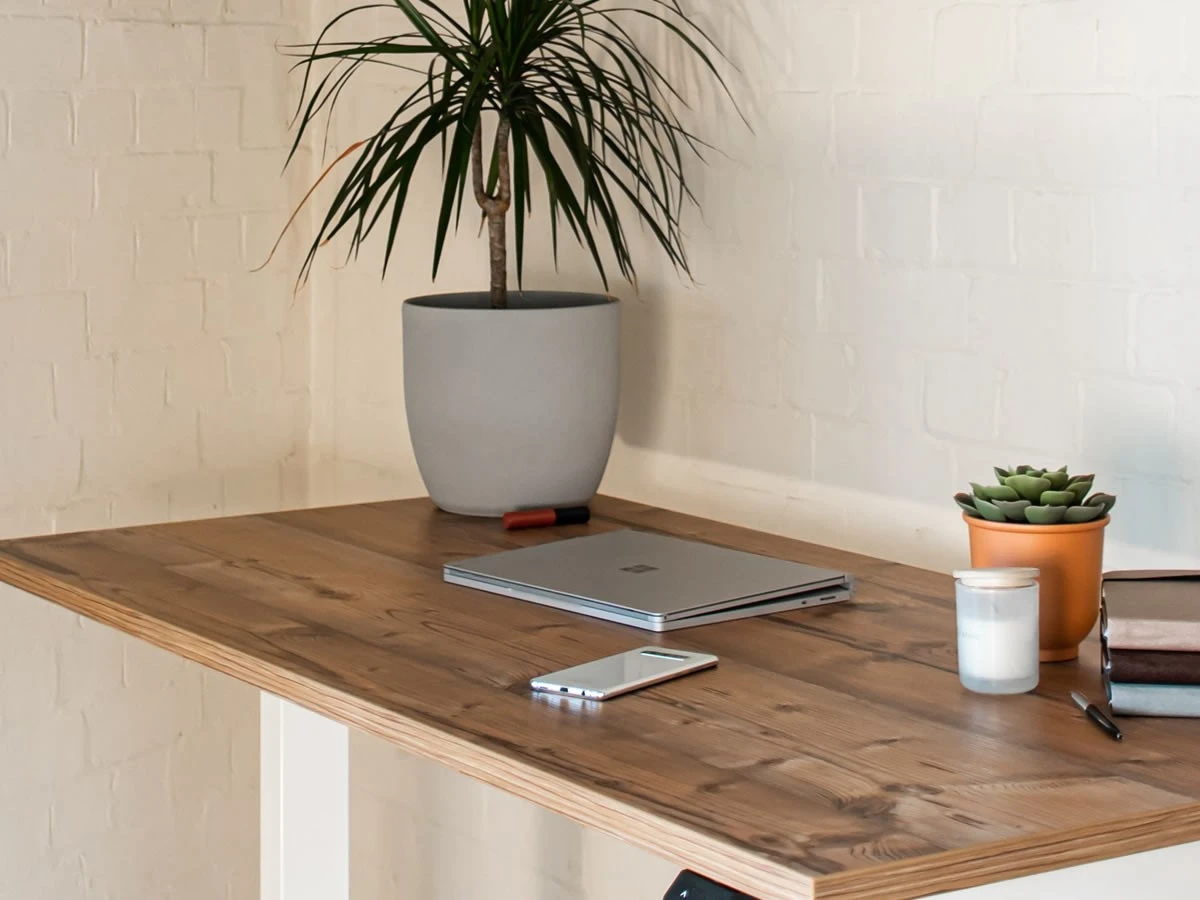 Zero Standing Height Adjustable Desk 2 Zero Standing Height Adjustable Desk - Image 2